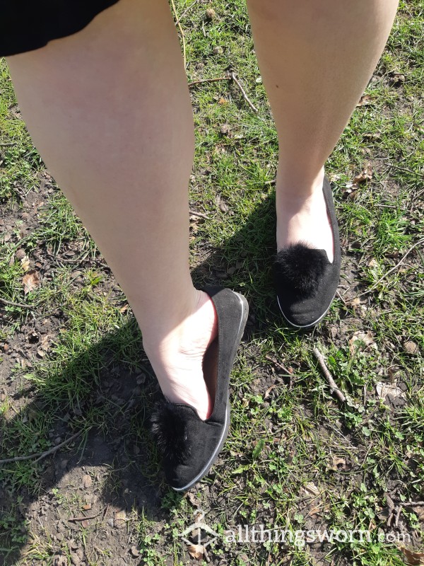 Flat Black Shoes With Pom Pom On Top Size 5