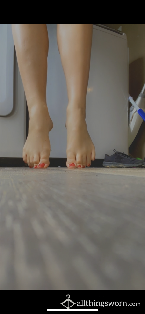 Floor View Video Of My Feet Doing Laundry