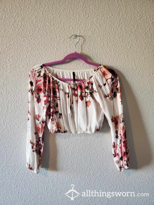 Flor*l Long Sleeve Crop Top 🌸