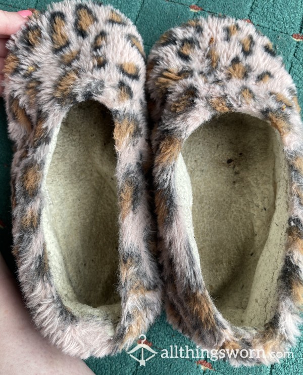 Fluffy Animal Print Slippers