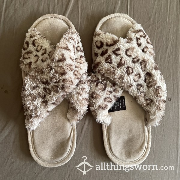 Fluffy Leopard Slipper