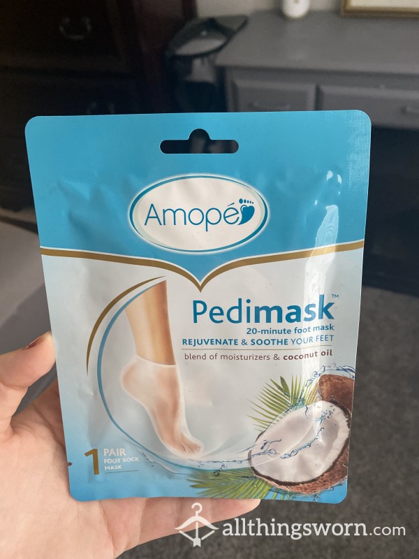 Foot Mask * Free Shipping *