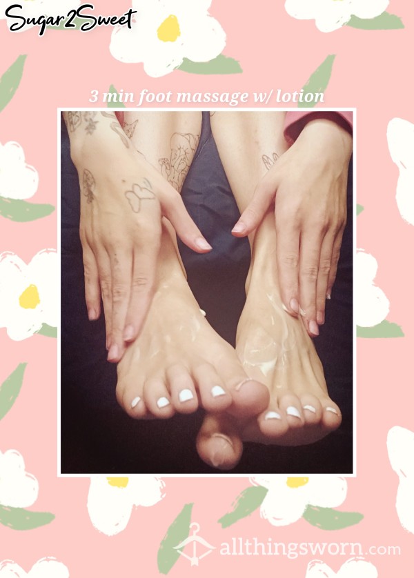 ✨️Foot Ma**age W/ Lotion✨️