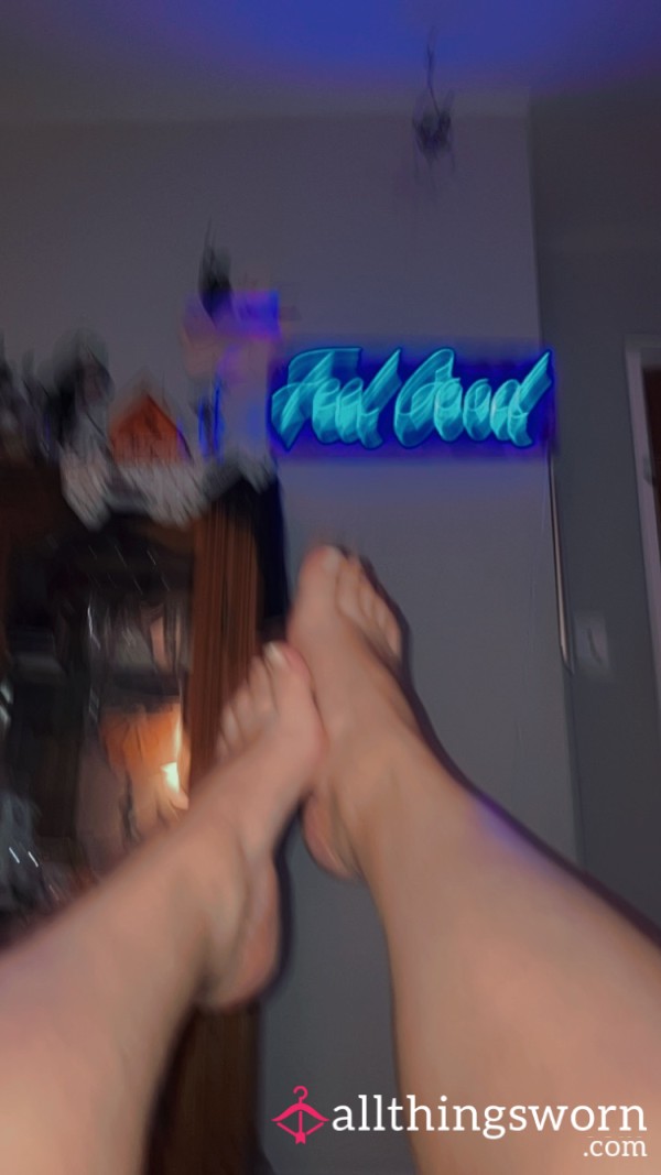 FOOT WORSHIP