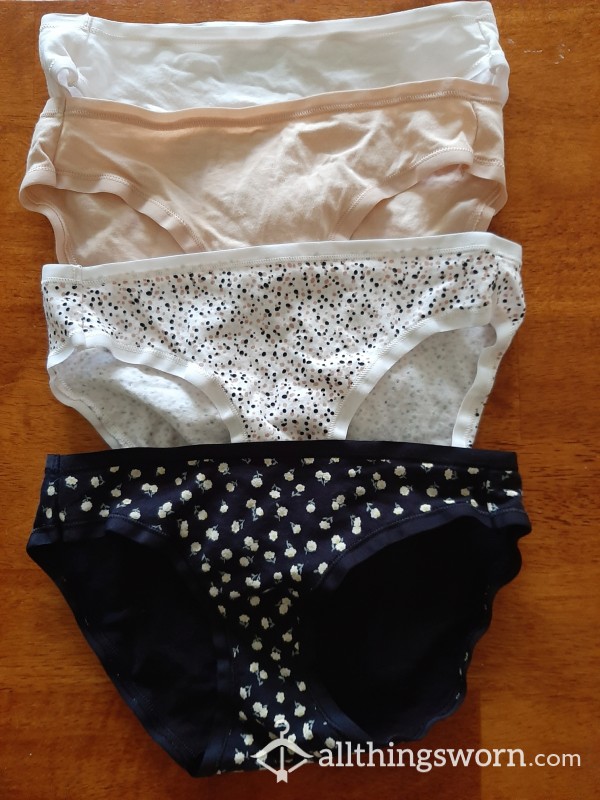 Full Back Cotton Panties UPDATE WHITE AND SPECKLED PANTIES SOLD (10/20/23) BLACK FLor*l AND NUDE STILL AVAILABLE!