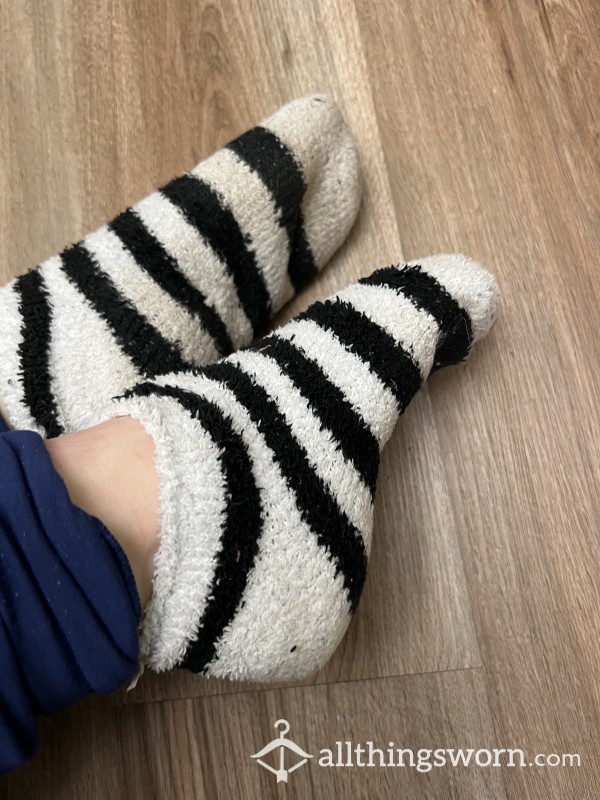 Fuzzy Blk/Wh Stripes