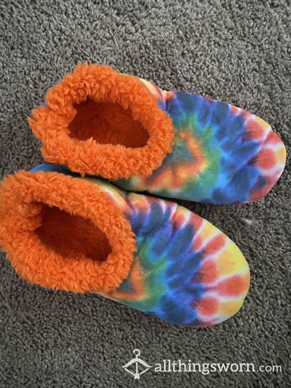 Fuzzy Tye-Dye Slippers