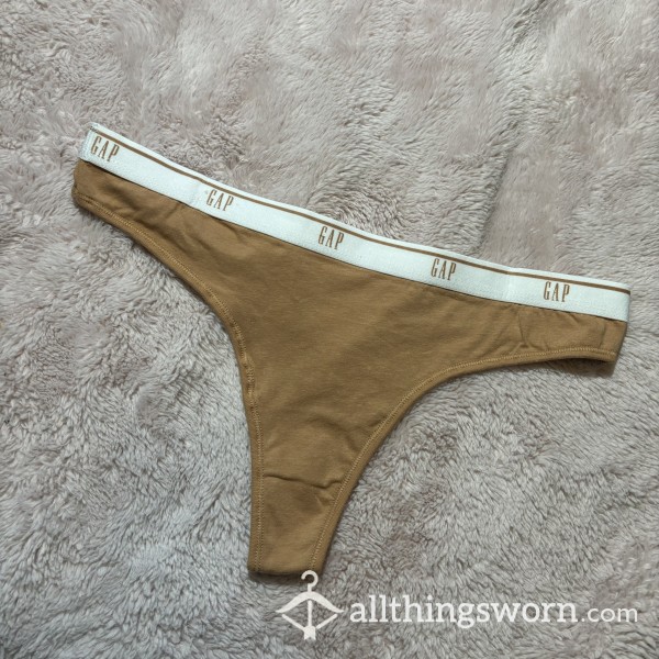 GAP Light Brown Thong ✨