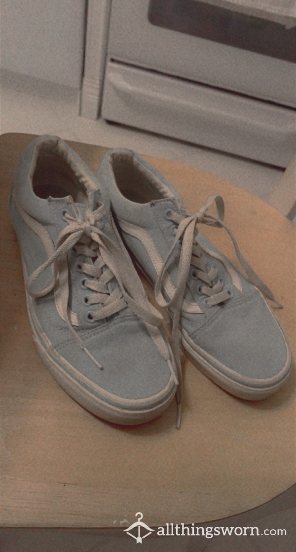 Gently Loved Aqua Vans Size 8