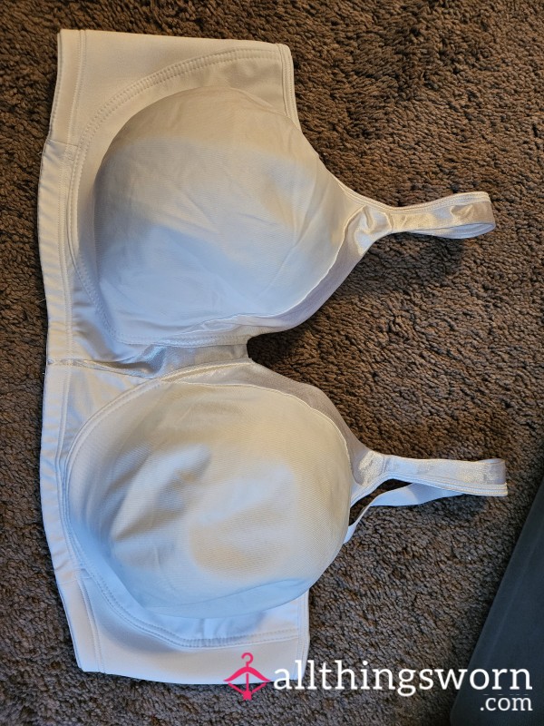 DDD(44) Gently Worn Plain White Full Support Bra, One Pair Unwashed Panties With Purchase