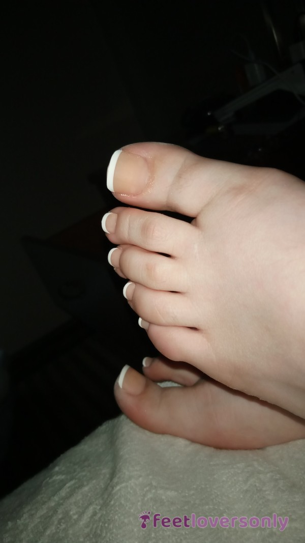 Get Your Daily Dose Of My S**y Feet!