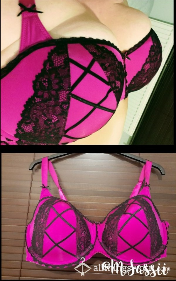 S**Y AF FUCHSIA AND BLACK BRA, 42FF