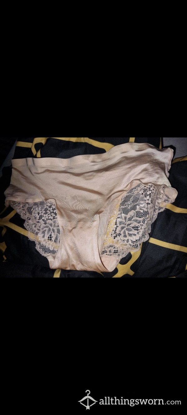 💋🖤 Gorgeous, Silk N Lace Panties! 🖤💋