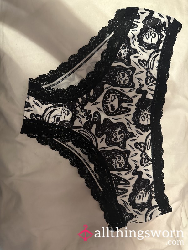 Gothic White Lace Panties