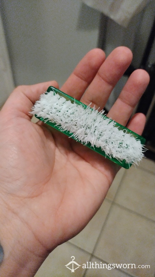 Green Foot Brush