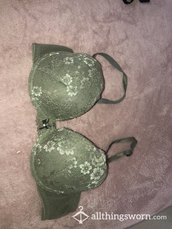 Green H&M Brand Bra !