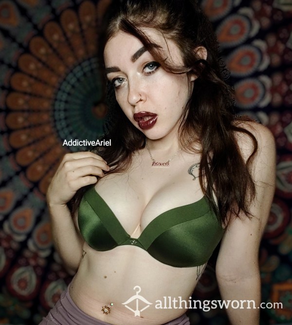 Deadstock VS Incredible Bra · Hunter Green Padded 32B