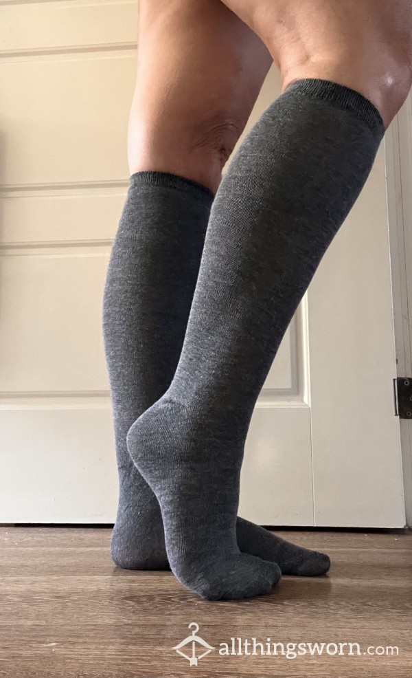 School Girl😉Grey Cotton Rich Soft Knee High Socks😉🥵