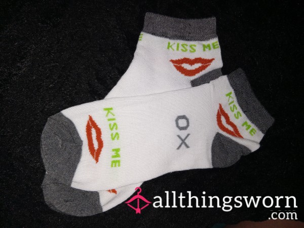 Grey 💋Kiss Me Socks