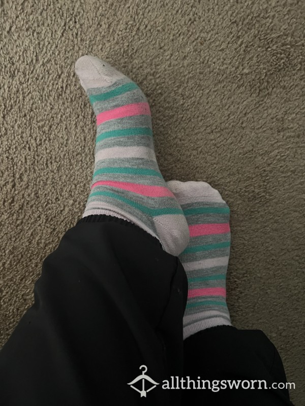 ✨🧦 Grey Pastel Work Socks 🧦✨