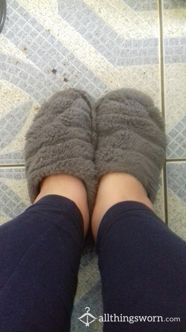 Grey Slip On Slippers