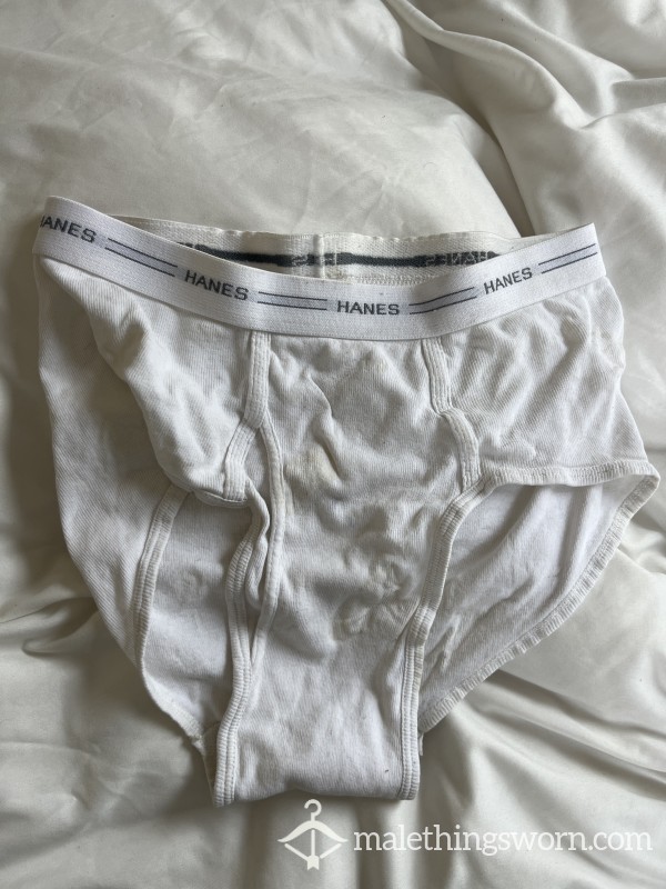 Hanes White Briefs W Lots Of C*m