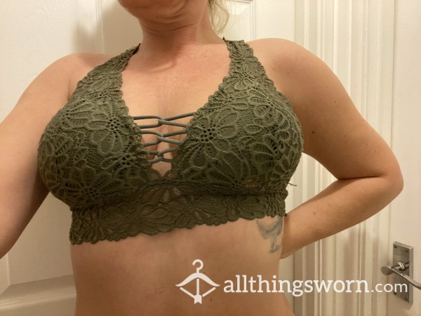 😍😍 Khaki Green Bralette 😍😍