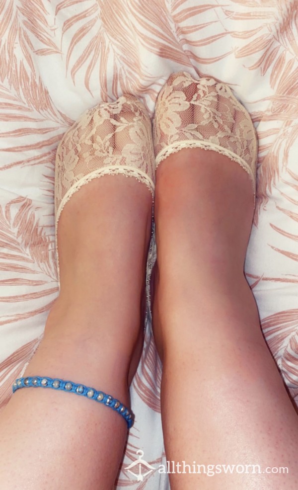 Lace No Show Sockies