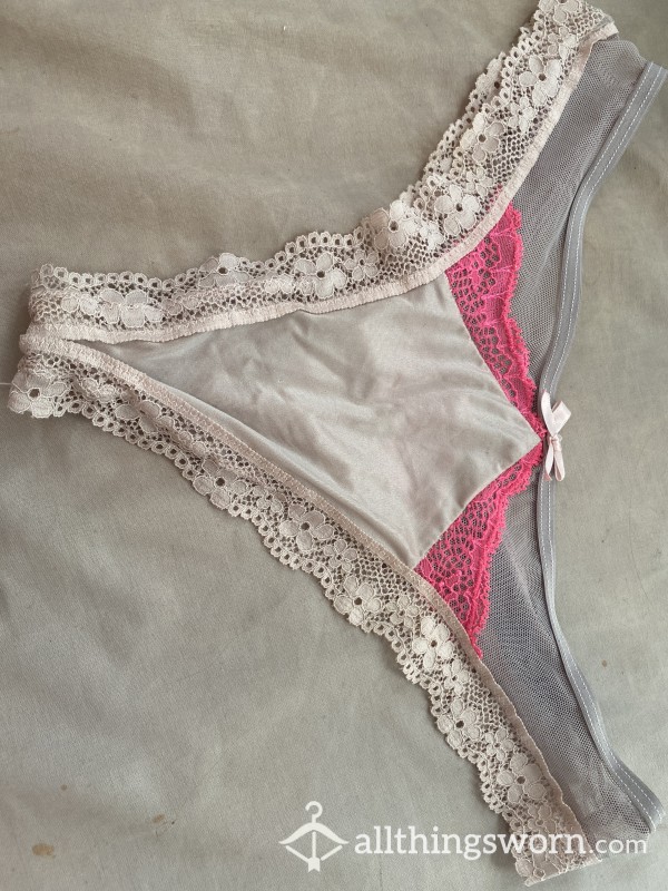 LACE PINK VICTORIAS SECRET THONG