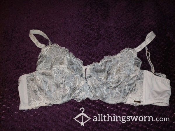 Lacy, Underwired Bra 35E