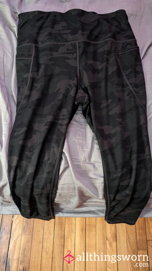 Leggings Camo Size XL (from Pregnancy)