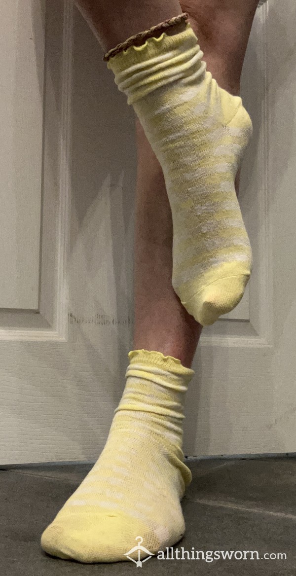 💛💛 Lemon And White Stripe Stinky Socks 💛💛