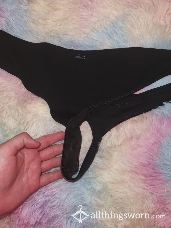 Pungent Little Black Thong 🖤