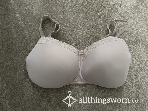 Mama’s Sweaty And Milky Well-Worn Nursing/Breastfeeding Bras - 2 To Choose From 🥛🥛