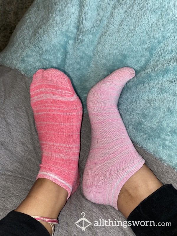 Mismatched Pink Gym Socks🌸