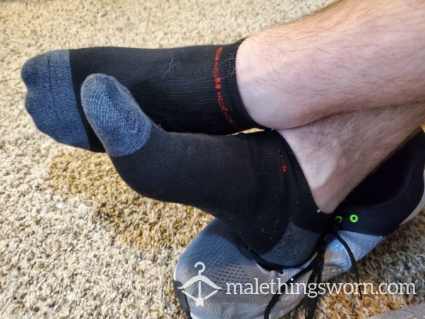 Musky Black Socks