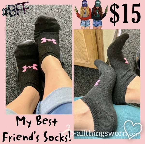 SOLD 🌟🌟🌟 My Best Friend’s Socks 💜 Under Armor