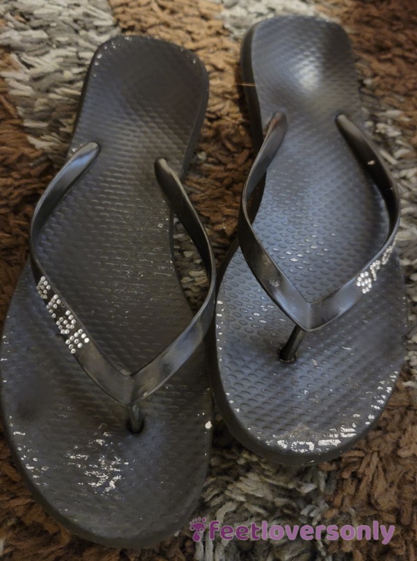 My Favorite Black Flip Flops / Thongs.