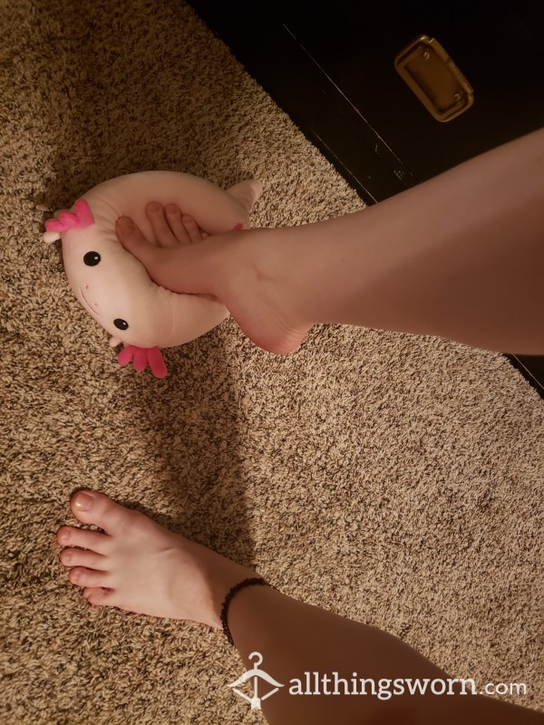 POV: You're My Plushie I Step On