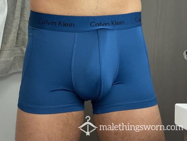 New Ish Calvin Klien