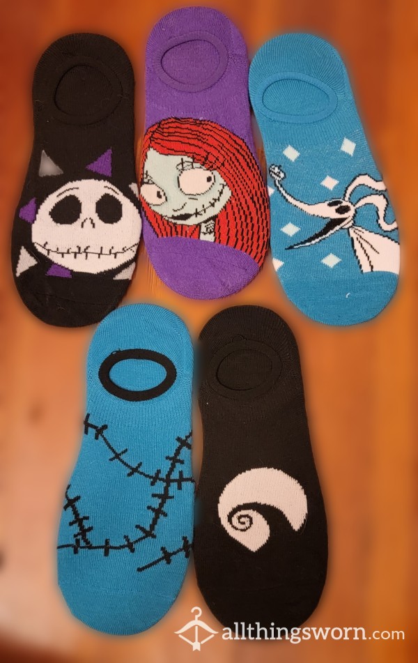 NIGHTMARE BEFORE CHRISTMAS SOCKS !