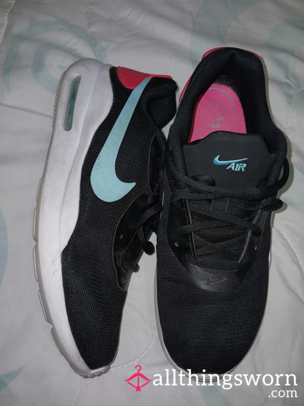 Nike Sneakers Very Comfy