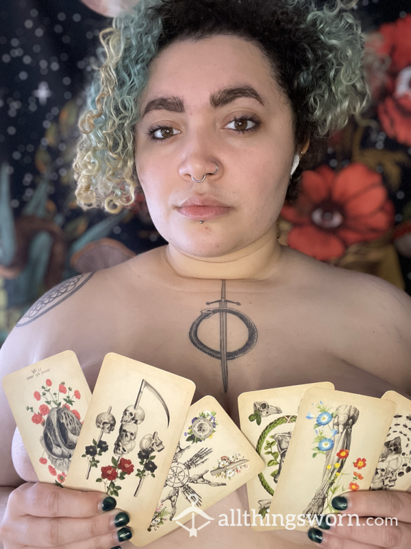 Nude Tarot Readings