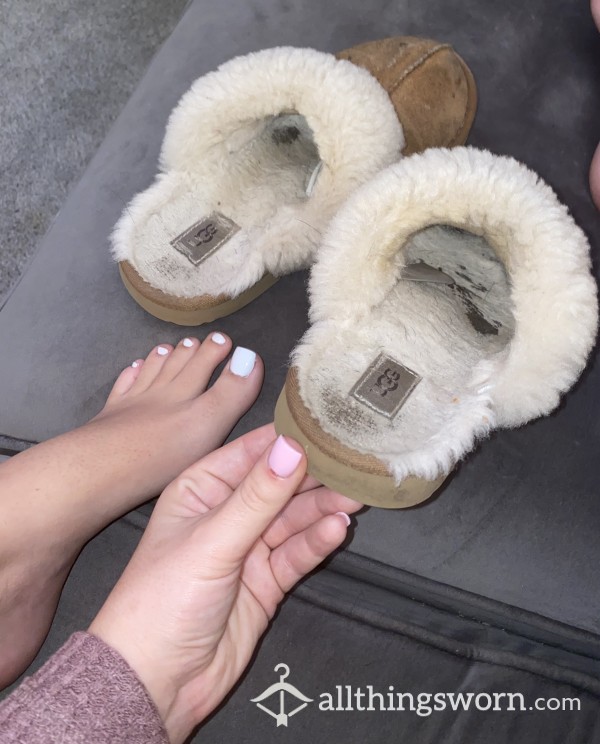 Old Bin Ready Ugg Slippers