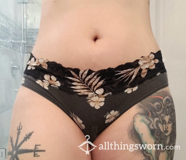 Old Faded & Stained Victoria's Secret PINK Black Flor*l Panties 💕