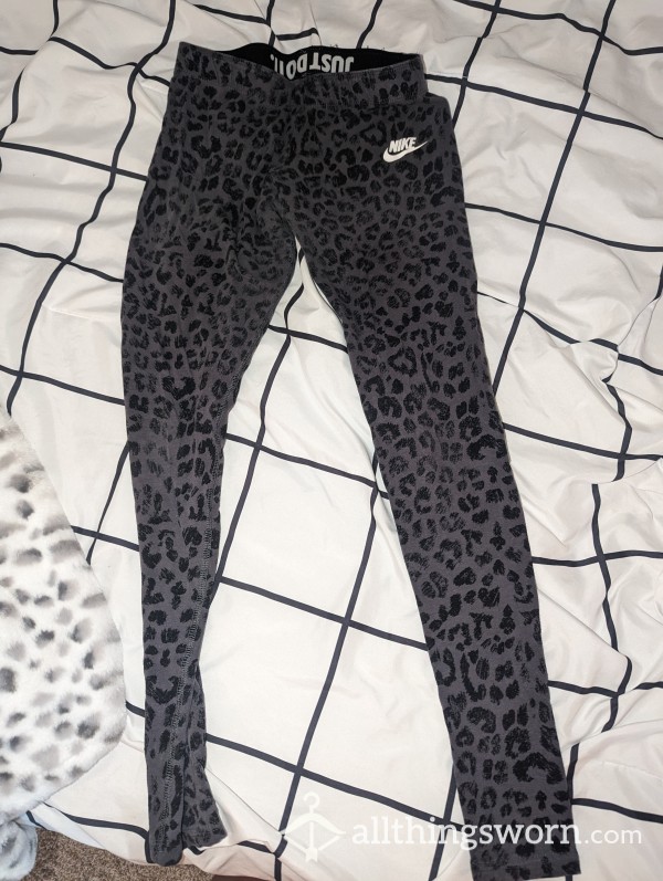 Old Nike Workout Leggings