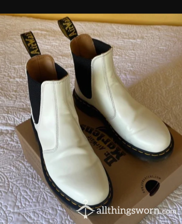 Original Dr Martens Women’s Boots Size 8