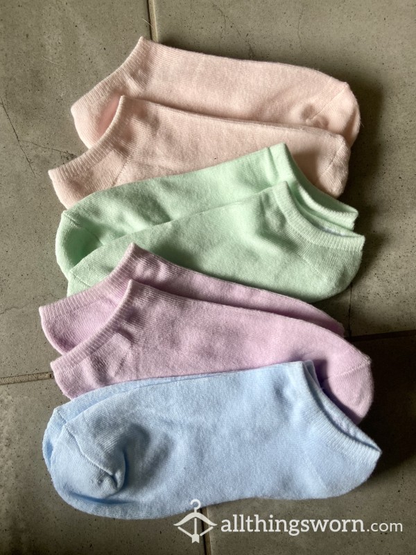 Pastel Ankle Socks 🧦