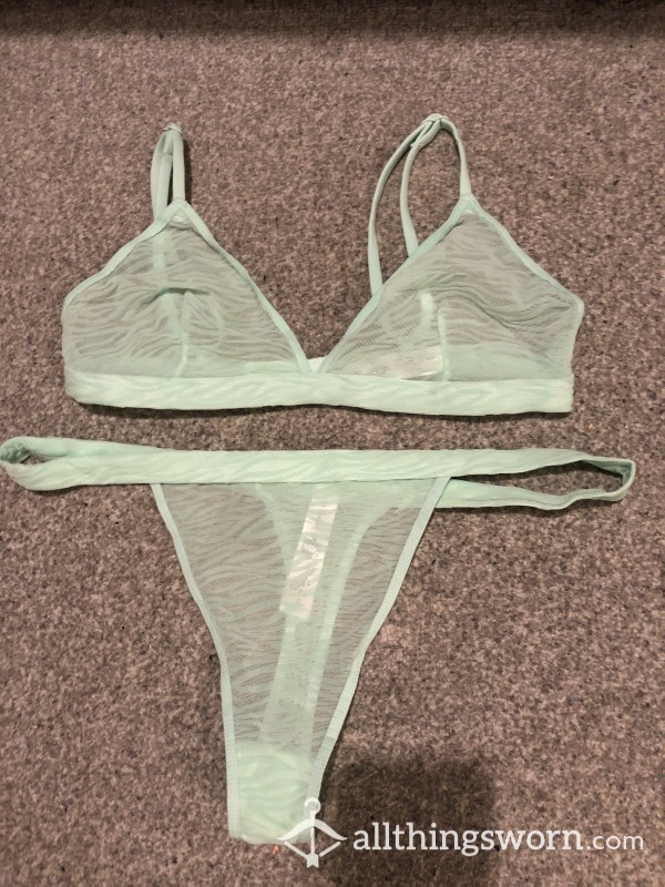 ✨Pastel Green Mesh Bralette And Thong Set✨