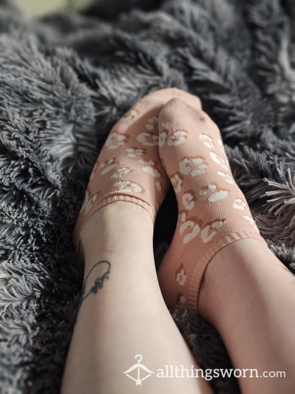 Peach Colored Animal Print Ankle Socks